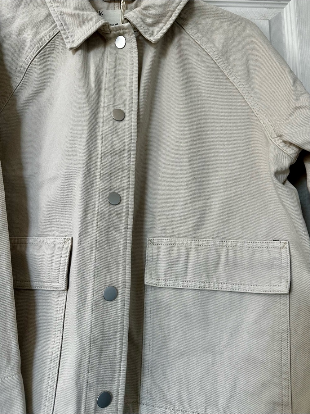 NWT! Everlane Cropped Denim Jacket - Picture 10 of 12